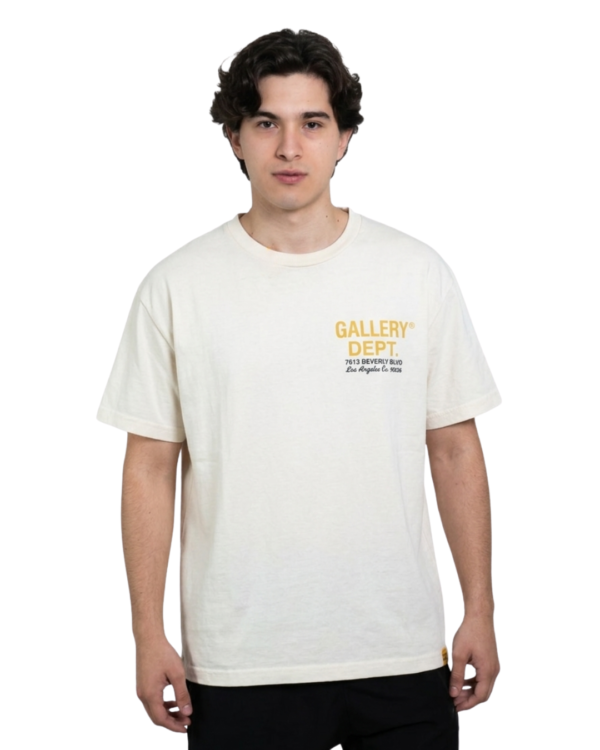 Playera Gallery Dept